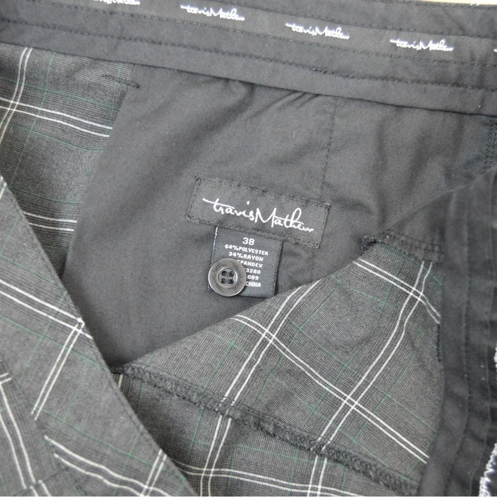 Travis Mathew Gray Casual‎ Men’s Windowpane Print Shorts, Size 38 FLAW